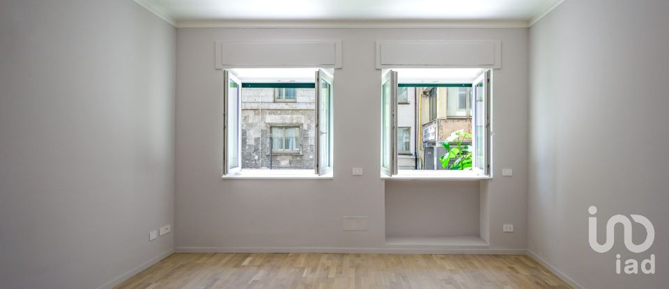 Apartment 0 rooms of 50 m² in Genova (16126)