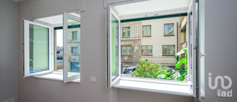Apartment 0 rooms of 50 m² in Genova (16126)