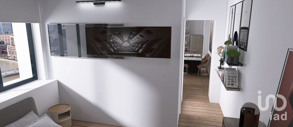 Four-room apartment of 82 m² in Genova (16126)