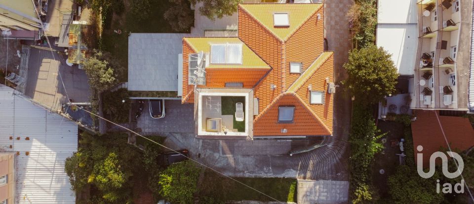 Hotel 5 rooms of 183 m² in Varazze (17019)