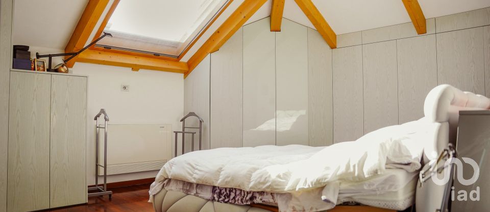 Hotel 5 rooms of 183 m² in Varazze (17019)