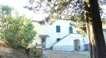 Casa indipendente 9 locali di 200 m² in Carrodano (19020)