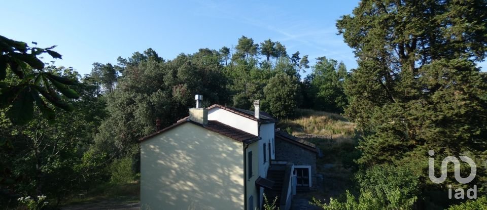 Casa indipendente 9 locali di 200 m² in Carrodano (19020)