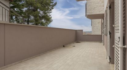 Appartamento 6 locali di 118 m² a Castelfidardo (60022)