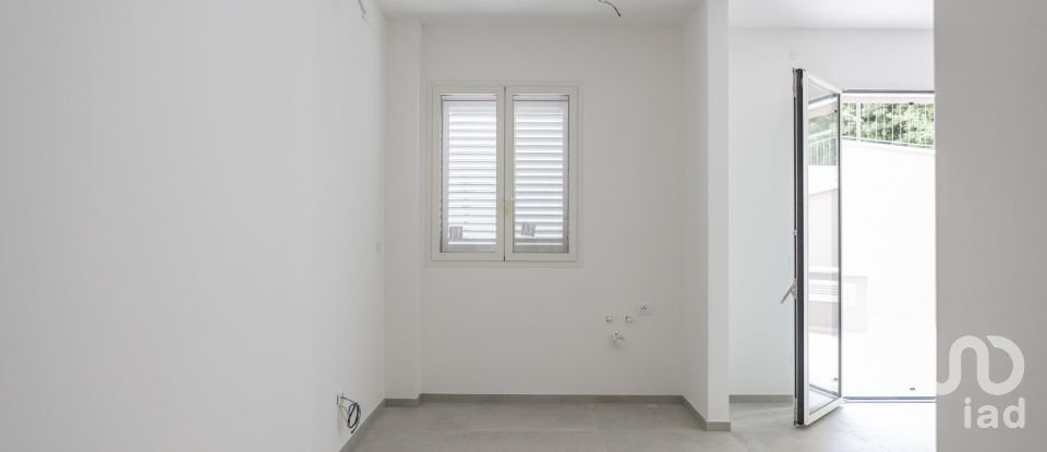 Appartamento 6 locali di 118 m² a Castelfidardo (60022)