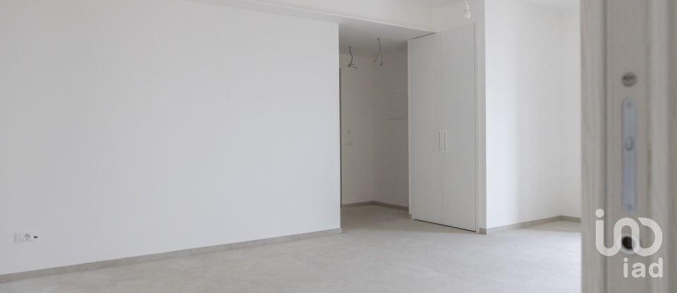 Appartamento 6 locali di 104 m² a Castelfidardo (60022)