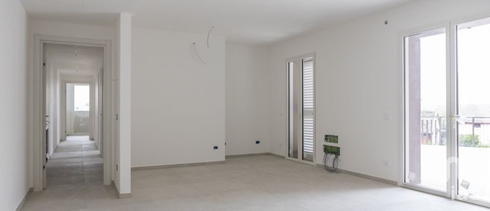 Appartamento 6 locali di 105 m² a Castelfidardo (60022)