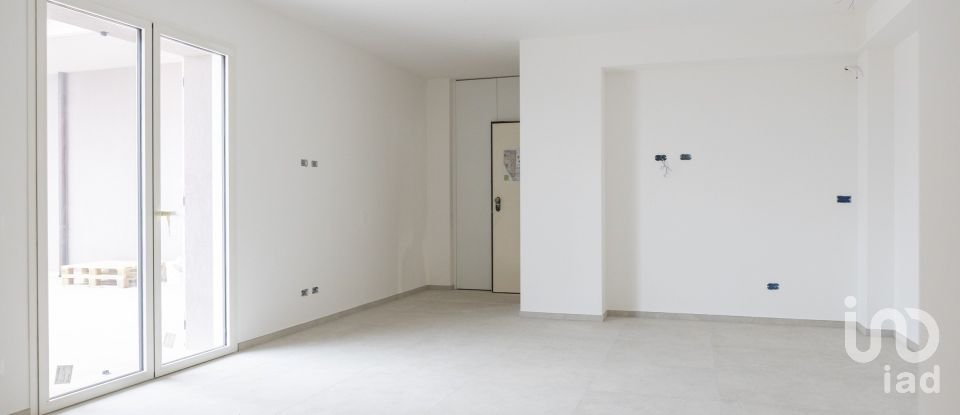 Appartamento 6 locali di 105 m² a Castelfidardo (60022)