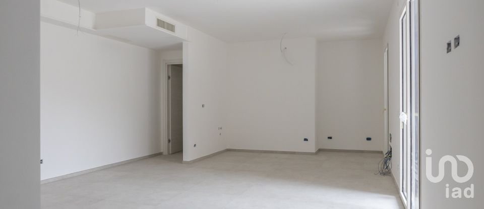 Appartamento 6 locali di 105 m² a Castelfidardo (60022)