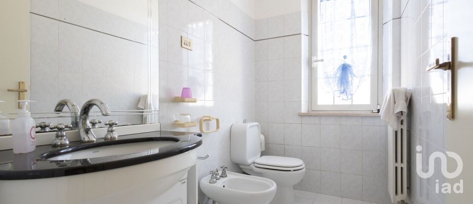 Farm 5 rooms of 274 m² in Recanati (62019)