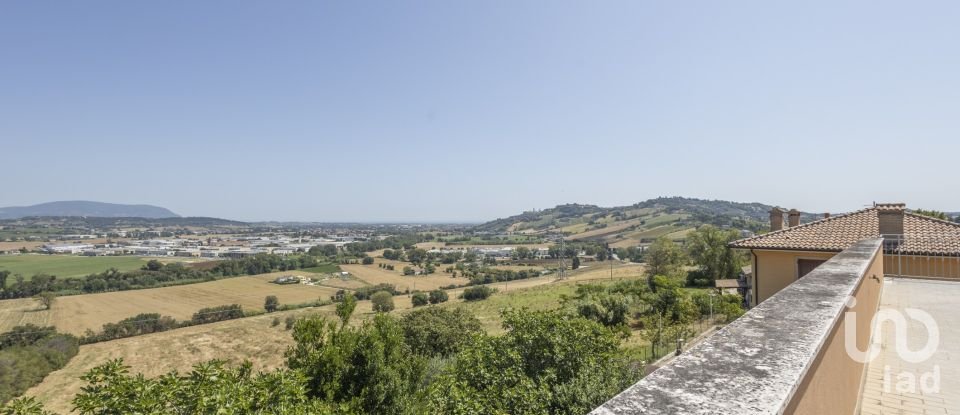 Farm 5 rooms of 274 m² in Recanati (62019)