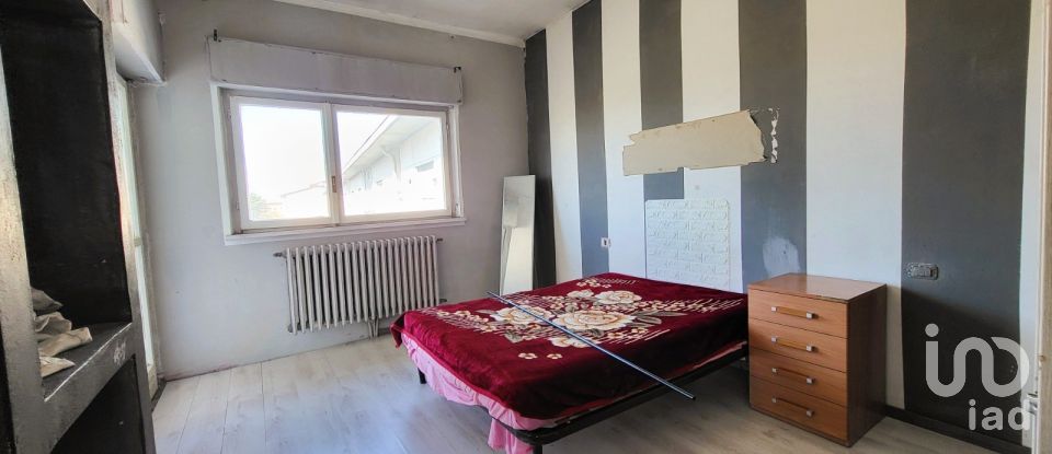 Appartamento 6 locali di 140 m² a Torino (10156)