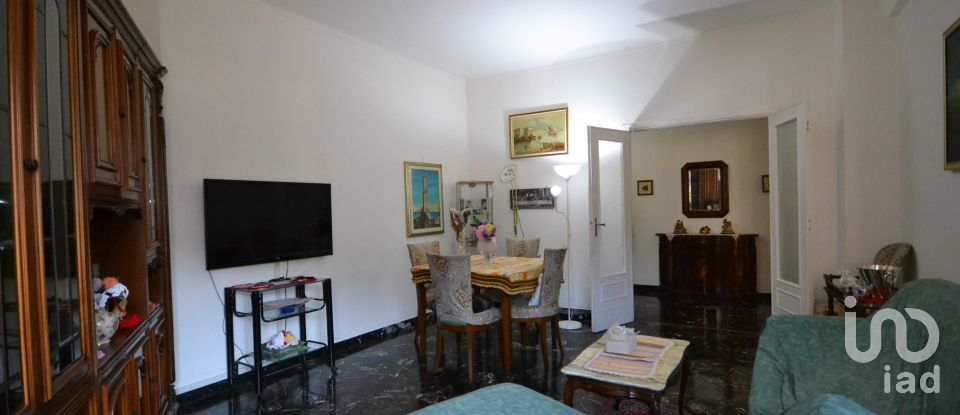 Apartment 5 rooms of 120 m² in Genova (16144)