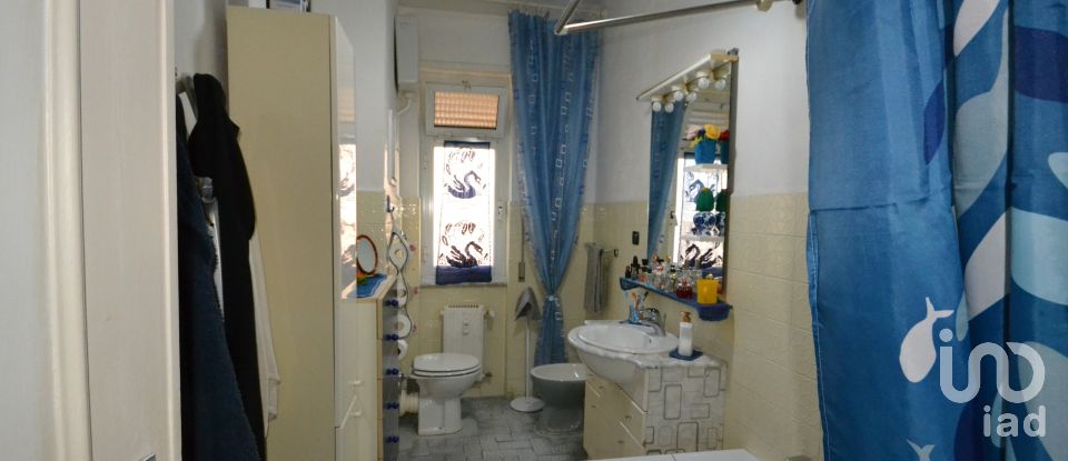 Apartment 5 rooms of 120 m² in Genova (16144)