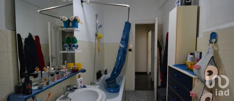 Apartment 5 rooms of 120 m² in Genova (16144)