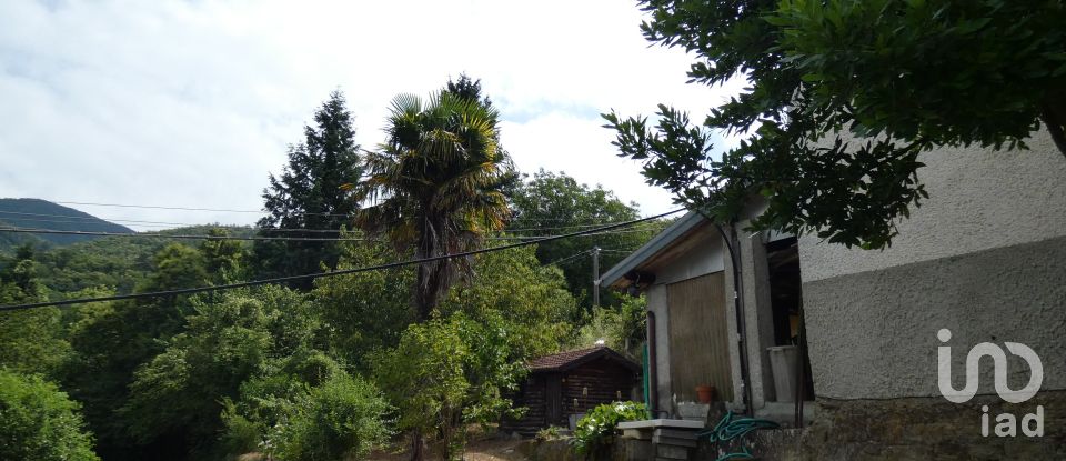 Casa indipendente 6 locali di 110 m² in Varese Ligure (19020)