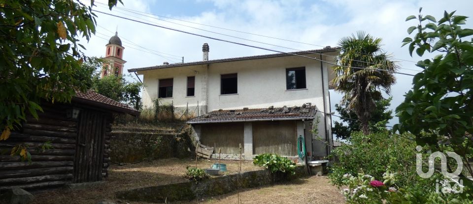 Casa indipendente 6 locali di 110 m² in Varese Ligure (19020)
