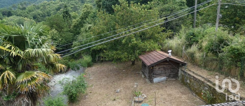 Casa indipendente 6 locali di 110 m² in Varese Ligure (19020)