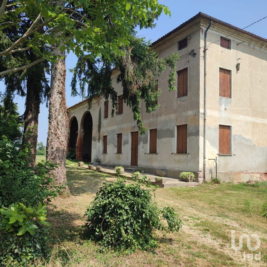 Country home 9 rooms of 653 m² in Grisignano di Zocco (36040)