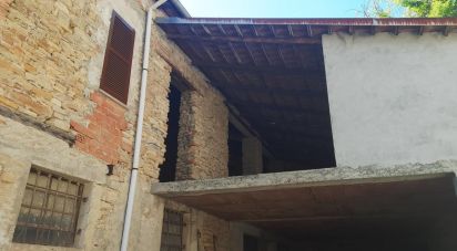 Casa indipendente / Villa 9 locali di 240 m² in Bistagno (15012)