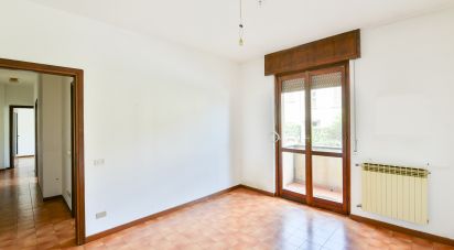 Trilocale di 72 m² a Mariano Comense (22066)