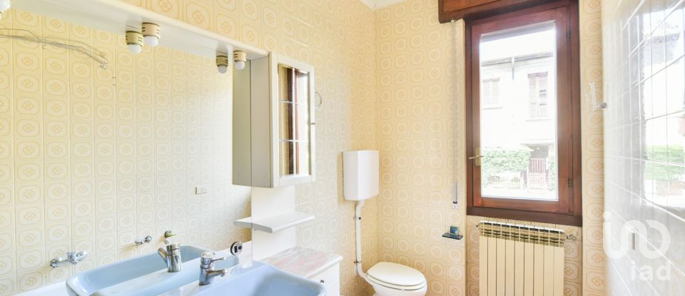 Trilocale di 72 m² a Mariano Comense (22066)