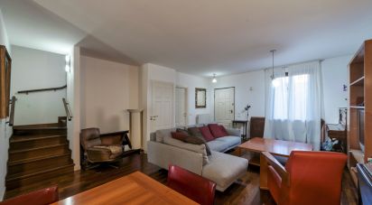 Villa a schiera 5 locali di 245 m² in Calvagese della Riviera (25080)