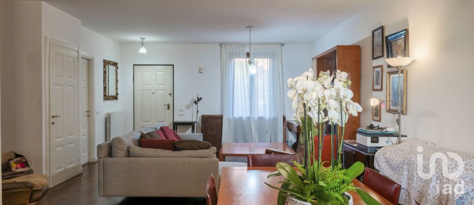 Villa a schiera 5 locali di 245 m² in Calvagese della Riviera (25080)