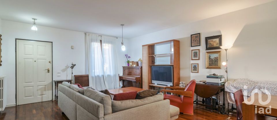 Villa a schiera 5 locali di 245 m² in Calvagese della Riviera (25080)