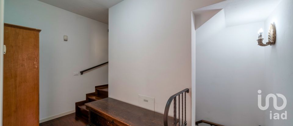 Villa a schiera 5 locali di 245 m² in Calvagese della Riviera (25080)