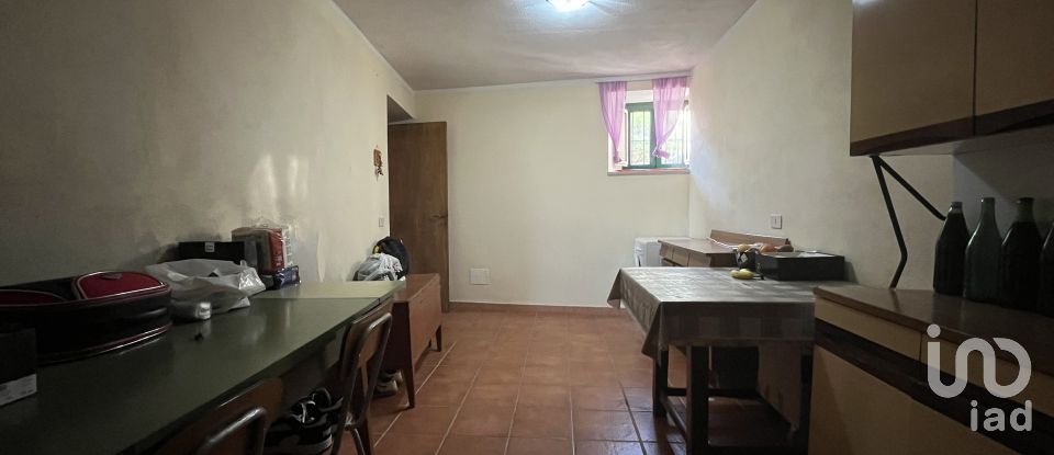 Village house 8 rooms of 170 m² in - (87030)