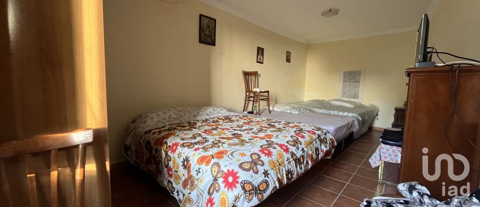 Village house 8 rooms of 170 m² in - (87030)