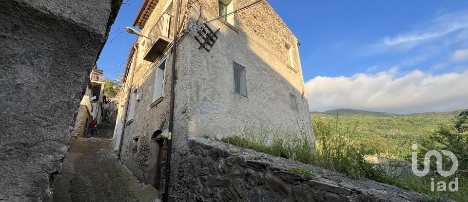 Village house 8 rooms of 170 m² in - (87030)