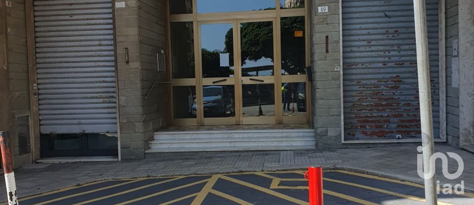 Four-room apartment of 110 m² in Genova (16157)