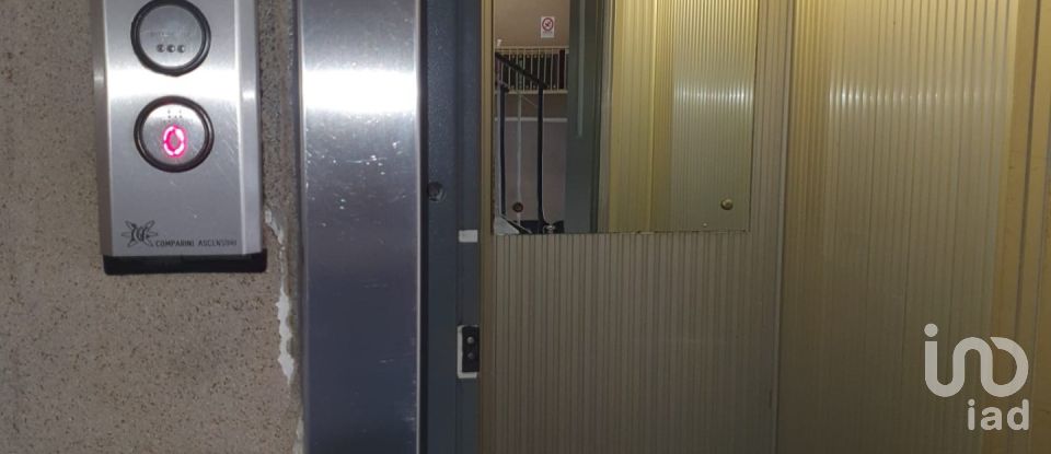 Four-room apartment of 110 m² in Genova (16157)