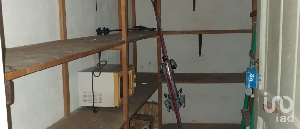 Four-room apartment of 110 m² in Genova (16157)