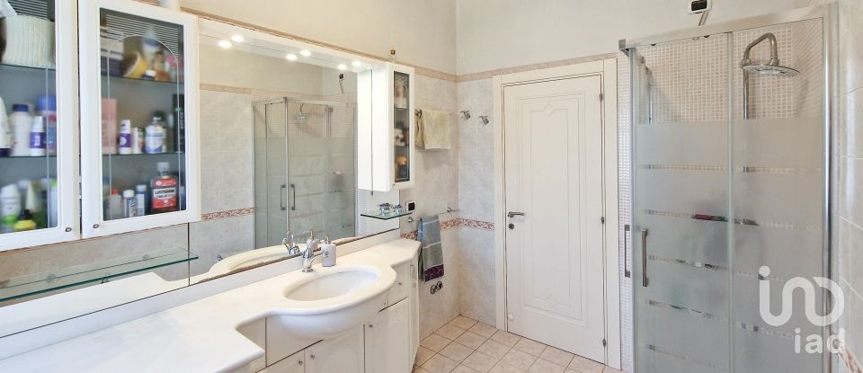 Appartamento 11 locali di 173 m² a Macerata (62100)