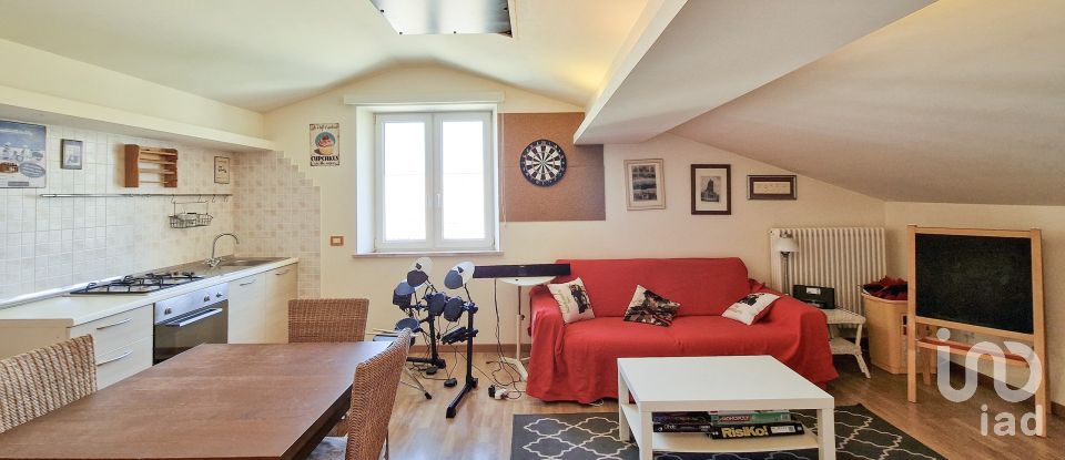 Appartamento 11 locali di 173 m² a Macerata (62100)