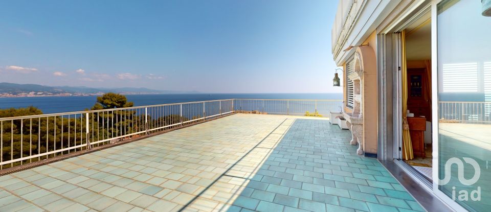 Loft 11 locali di 280 m² a Arenzano (16011)