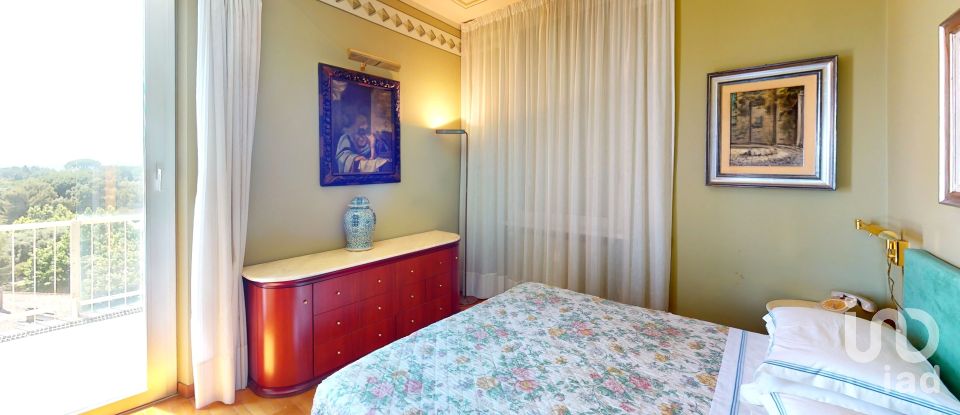 Loft 11 locali di 280 m² a Arenzano (16011)