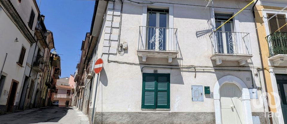 Rifugio 5 locali di 100 m² in Pratola Peligna (67035)