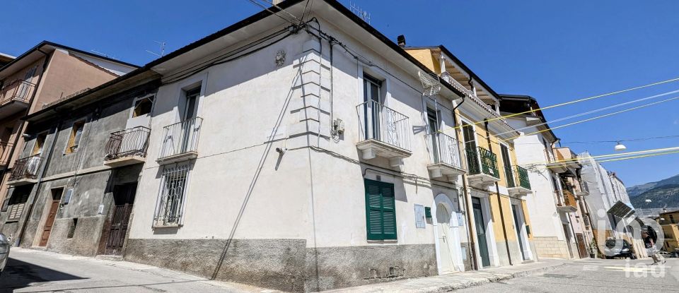 Rifugio 5 locali di 100 m² in Pratola Peligna (67035)