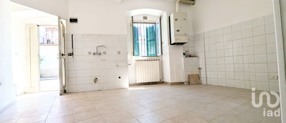 Rifugio 5 locali di 100 m² in Pratola Peligna (67035)