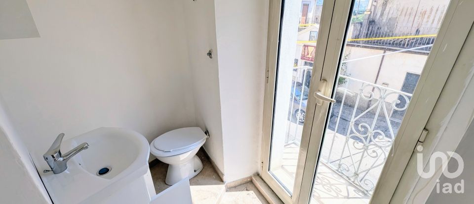 Rifugio 5 locali di 100 m² in Pratola Peligna (67035)