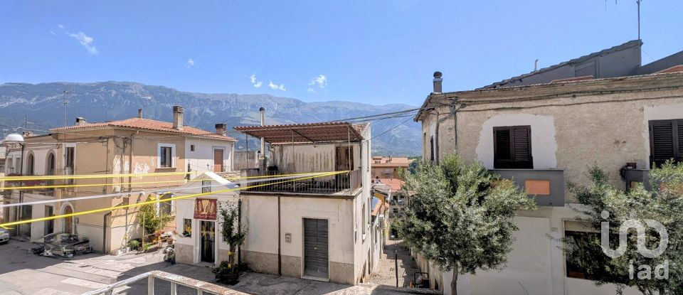 Rifugio 5 locali di 100 m² in Pratola Peligna (67035)