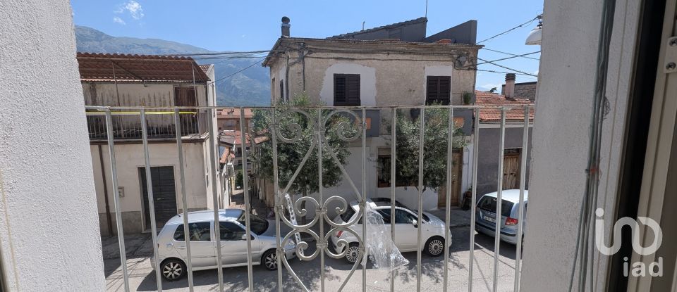 Rifugio 5 locali di 100 m² in Pratola Peligna (67035)