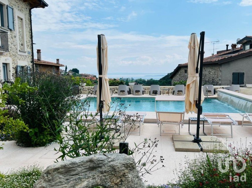 Three-room apartment of 79 m² in Soiano del Lago (25080)