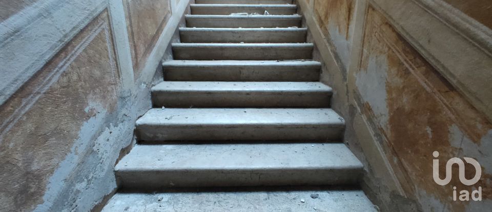 Costruzione di 2.533 m² in Castel d'Ario (46033)