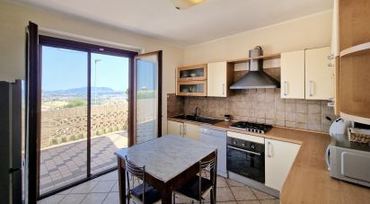 Casale 7 locali di 275 m² in Recanati (62019)