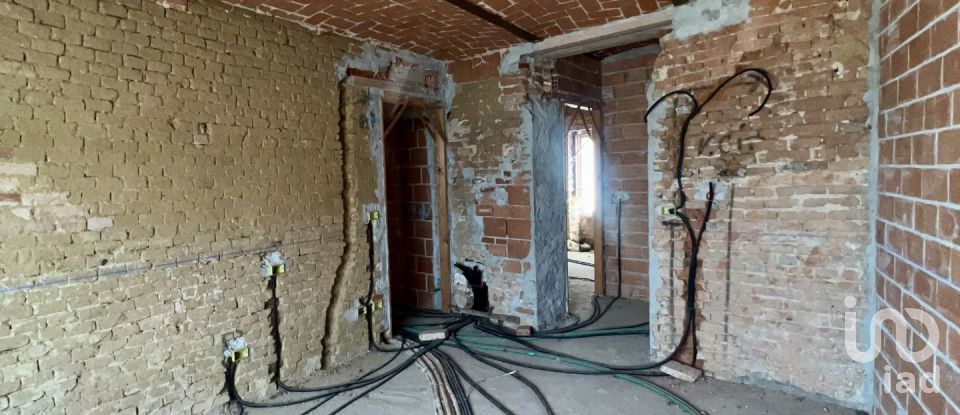 Country home 10 rooms of 437 m² in Masio (15024)